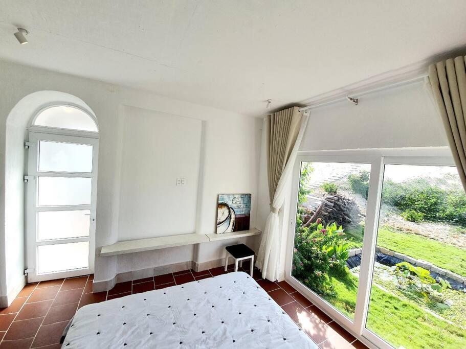 Hồ Lân Retreat, Villa mặt biển dành cho 8 người. Pho Tri Esterno foto