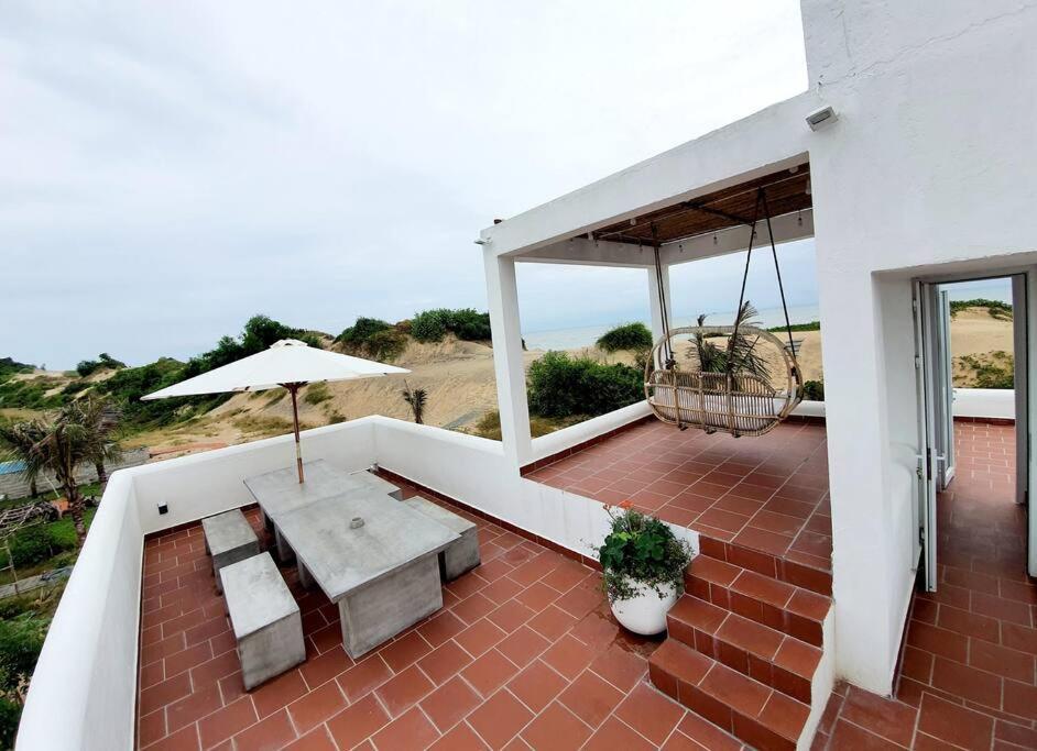 Hồ Lân Retreat, Villa mặt biển dành cho 8 người. Pho Tri Esterno foto
