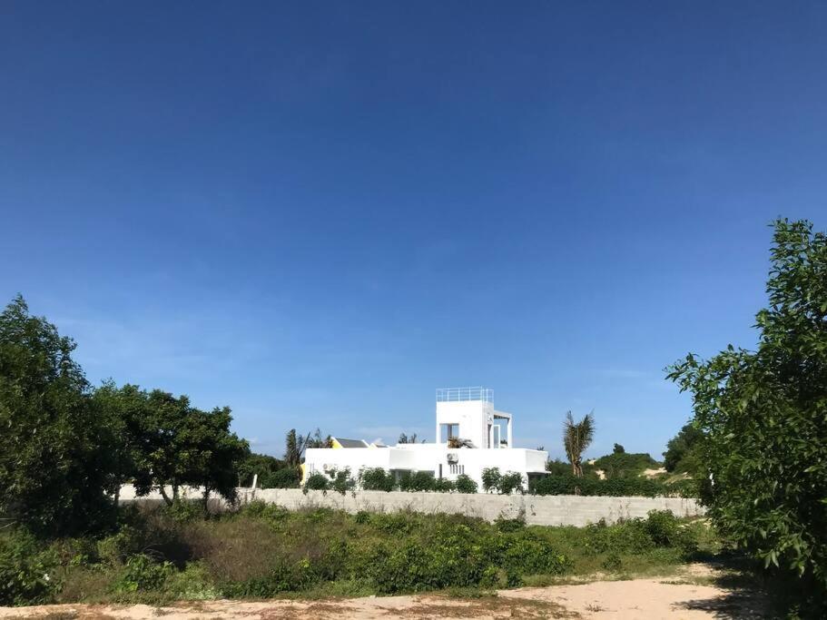 Hồ Lân Retreat, Villa mặt biển dành cho 8 người. Pho Tri Esterno foto